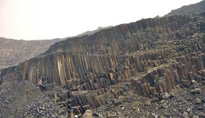 住建局：項(xiàng)目經(jīng)理、總監(jiān)承擔(dān)工程質(zhì)量終身責(zé)任！每月在崗履職不得少于80%！